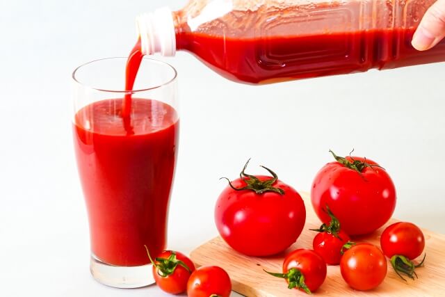 {AUTトマトジュースのイメージ画像O}