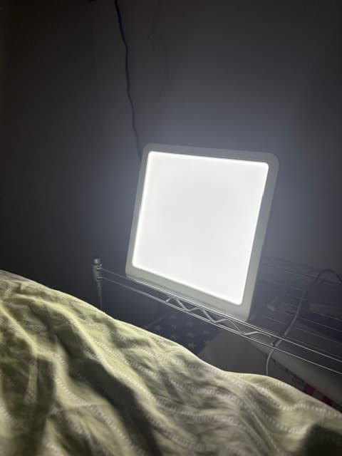 トトノエライトプレーンが実際に光っている画像